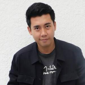Nik