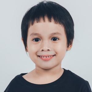 น้องนาสรี่